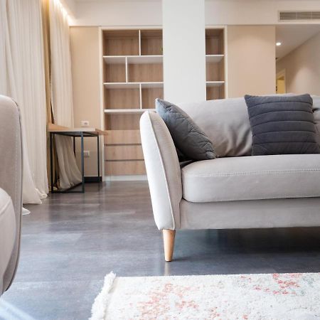 Lake Drive Rooms&Apartments Tiranë Ngoại thất bức ảnh